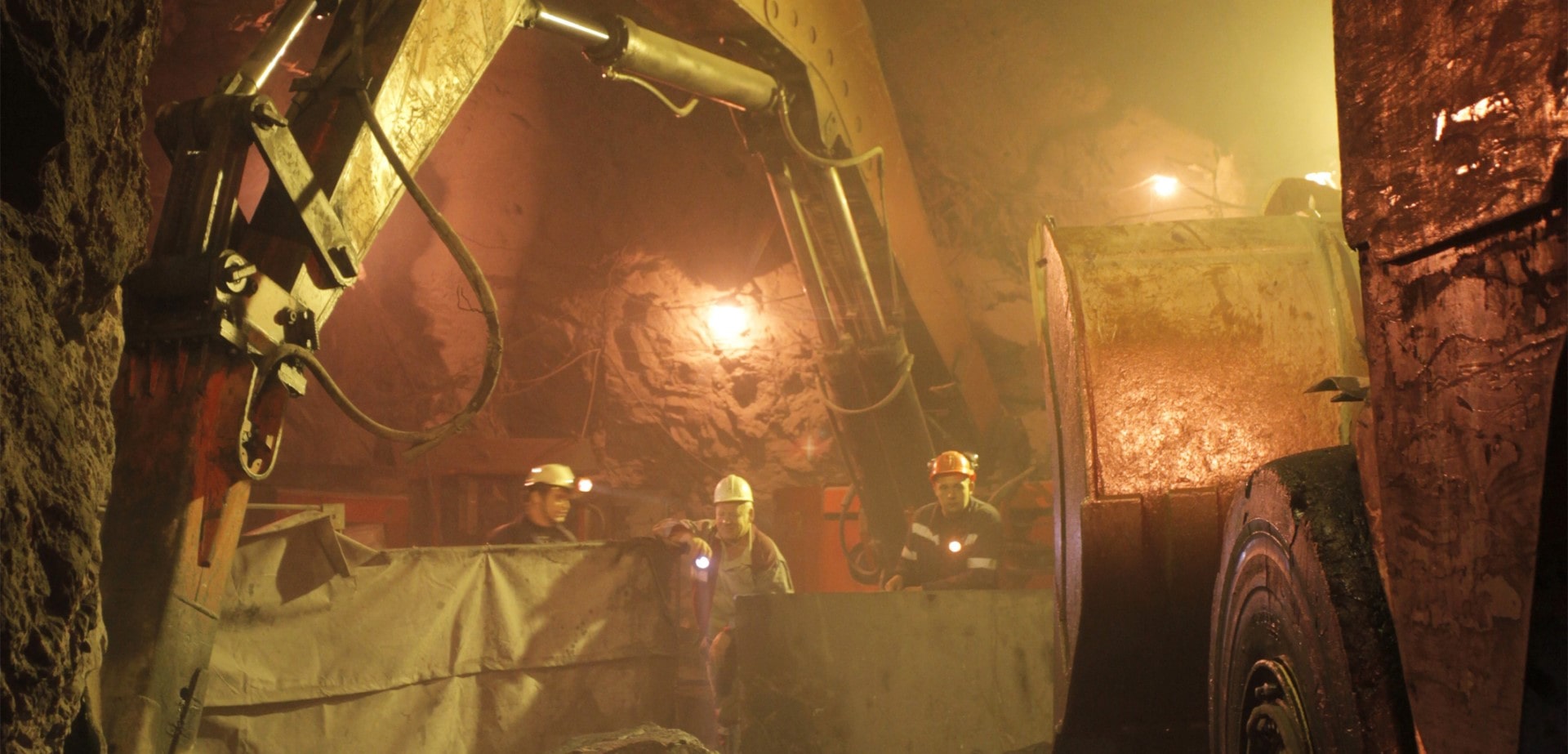 Месторождения: Ждановское, Заполярное, Быстринское, Тундровое, Спутник, Верхнее